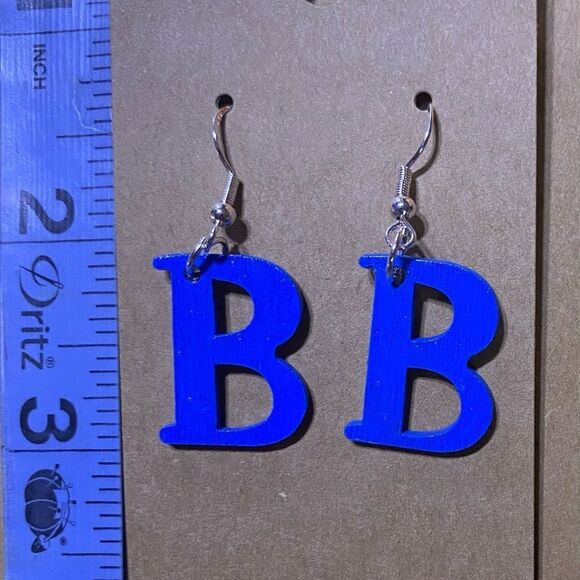 ☀️3/$12☀️ Letter “B” Wood Earrings (Orange) - Picture 2 of 3